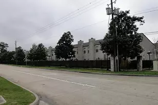 17465 Red Oak Dr, Houston, TX 77090 - Photo 22