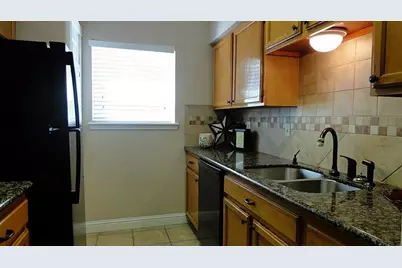 17465 Red Oak Drive #7465, Houston, TX 77090 - Photo 8
