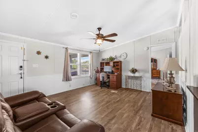 340 Alvina Ulich Street, Somerville, TX 77879 - Photo 6