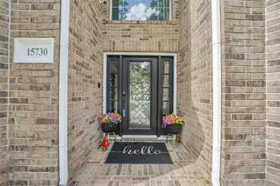 15730 Lake Loop Drive, Cypress, TX 77433 - Photo 4