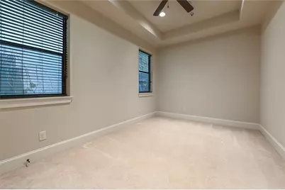 307 Snover Street, Houston, TX 77007 - Photo 8