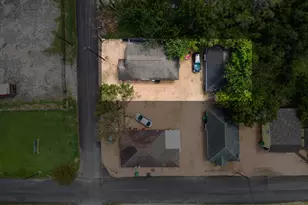 2712 Brewster St, Houston, TX 77026 - Photo 30