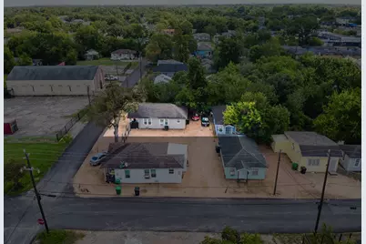 2712 Brewster Street, Houston, TX 77026 - Photo 28