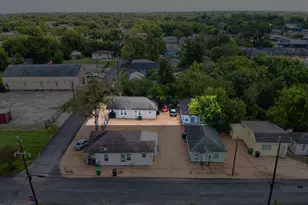 2712 Brewster St, Houston, TX 77026 - Photo 28