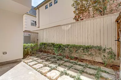 4031 Bellefontaine St Street #127, Houston, TX 77025 - Photo 20