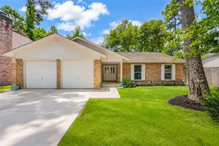 2114 River Village, Kingwood, TX 77339 - Photo 2