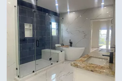 201 E 37th Street, Houston, TX 77018 - Photo 30