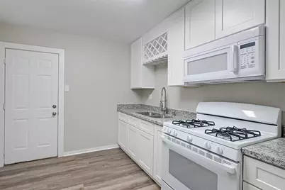 604 Ruth Street, Baytown, TX 77520 - Photo 10