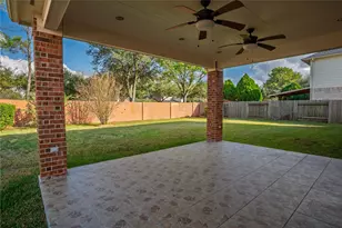 2109 Auburn Shores Dr, Pearland, TX 77584 - Photo 4