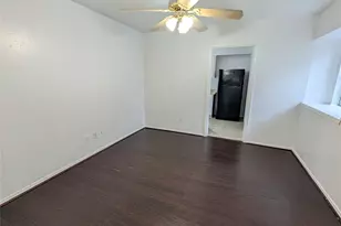 8703 Collingsdale Rd, La Porte, TX 77571 - Photo 6