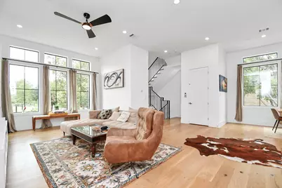 2303 Yupon Street, Houston, TX 77006 - Photo 16