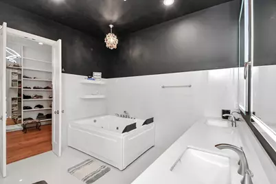 2303 Yupon Street, Houston, TX 77006 - Photo 36