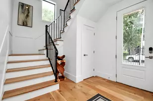2303 Yupon St, Houston, TX 77006 - Photo 10
