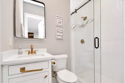 2303 Yupon Street, Houston, TX 77006 - Photo 48