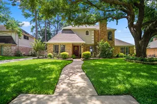 15711 Downford Dr, Tomball, TX 77377 - Photo 2
