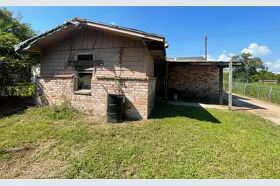735 Pickering Street, Houston, TX 77091 - Photo 1
