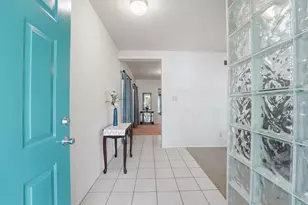 4721 Woodrow Ave, Galveston, TX 77551 - Photo 4