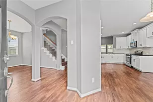 8946 Westfield Glen Ct, Houston, TX 77083 - Photo 6