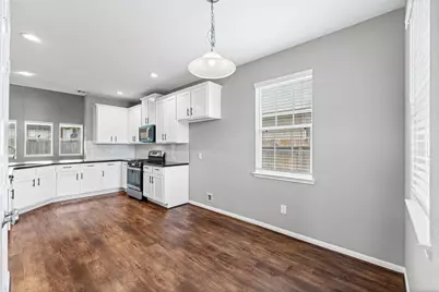 8946 Westfield Glen Court, Houston, TX 77083 - Photo 14