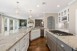 4405 Dorothy St, Bellaire, TX 77401 - Photo 6