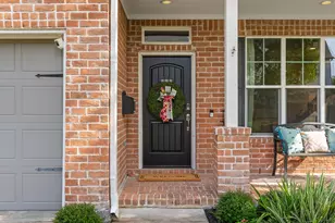4405 Dorothy St, Bellaire, TX 77401 - Photo 2