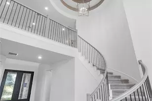 2714 Nova Bch Dr, Texas City, TX 77568 - Photo 2