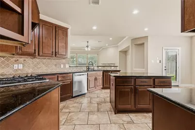10702 Winding Green Drive, Humble, TX 77338 - Photo 18