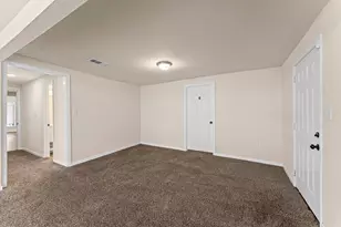 1106 5th St, Hempstead, TX 77445 - Photo 32