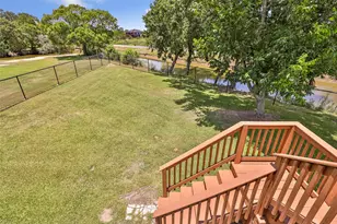 309 Oak Island Dr, Anahuac, TX 77514 - Photo 24
