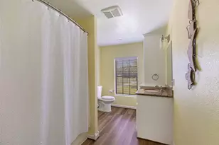 309 Oak Island Dr, Anahuac, TX 77514 - Photo 18