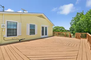 309 Oak Island Dr, Anahuac, TX 77514 - Photo 22
