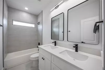 4806 Carmen Street #A-D, Houston, TX 77033 - Photo 14