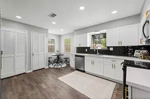 7280 Click Dr, Beaumont, TX 77708 - Photo 10