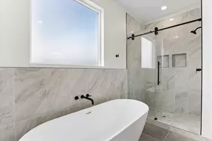 5106 Ricky St, Houston, TX 77033 - Photo 16