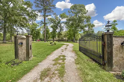 736 County Road 3372, Cleveland, TX 77327 - Photo 12