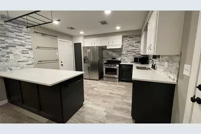 3500 Barbers Hill Road, Highlands, TX 77562 - Photo 6