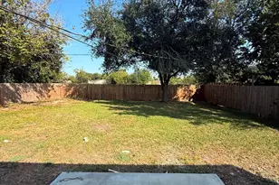 1417 Sheryl St, Houston, TX 77029 - Photo 12