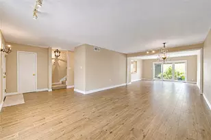 12710 Huntingwick Dr, Houston, TX 77024 - Photo 6