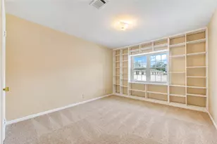 12710 Huntingwick Dr, Houston, TX 77024 - Photo 18