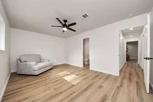 2407 Crestdale Dr, Houston, TX 77080 - Photo 30