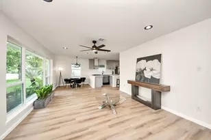 2407 Crestdale Dr, Houston, TX 77080 - Photo 4