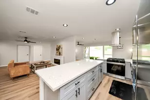 2407 Crestdale Dr, Houston, TX 77080 - Photo 12