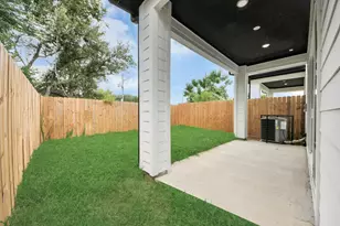 2606 Winbern St, Houston, TX 77004 - Photo 34
