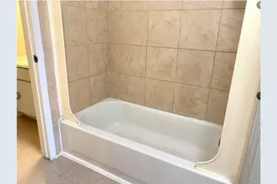 2200 Cypress Landing Drive #E-1, Houston, TX 77090 - Photo 12