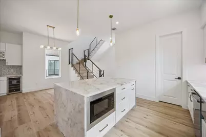 1032 W 17th Street #A, Houston, TX 77008 - Photo 8