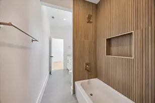 1032 W 17th St, Houston, TX 77008 - Photo 12