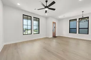 10810 Pioneer Pt, Richmond, TX 77469 - Photo 4