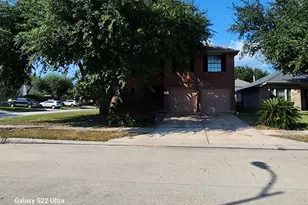 6038 Stirring Winds Ln, Houston, TX 77086 - Photo 2