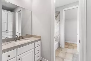 13706 Northwood Meadow Cir, Houston, TX 77077 - Photo 18