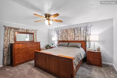 380 S Wilson Avenue, Giddings, TX 78942 - Photo 12